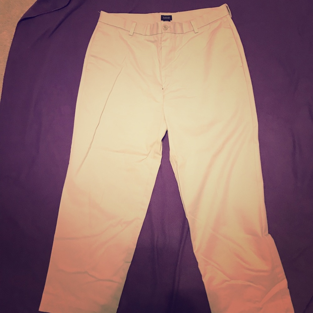 4 Pairs of Izod 36 x 30 Khaki, Black, Navy pants
